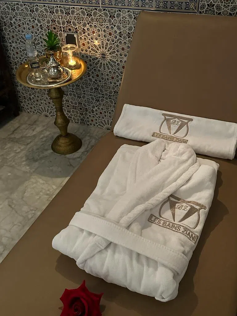 Hammam Ziani, Casablanca