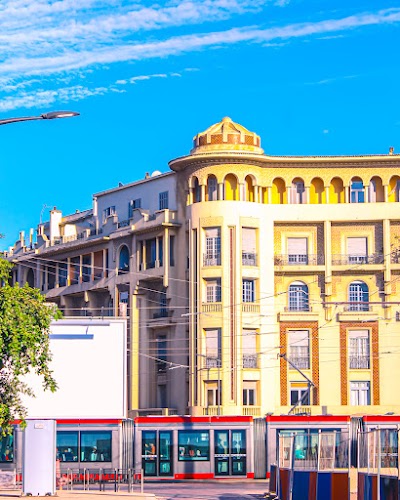 Art Deco Architectural Walk